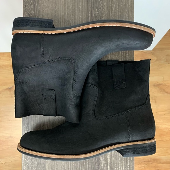 ROOTS Canada Women’s THE SHORTY BOOT Size 10 Black Nubuck Leather Minimalist - Picture 3 of 16